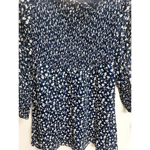 Reformation Kelli Smocked Bodice Dress Navy Floral Feminine Milkmaid Size M - Picture 5 of 5
